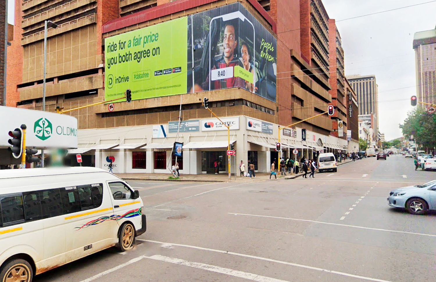Billboard advertising in Pretoria CBD. Massive building wrap in PTA CBD. Advertising in Pretoria.